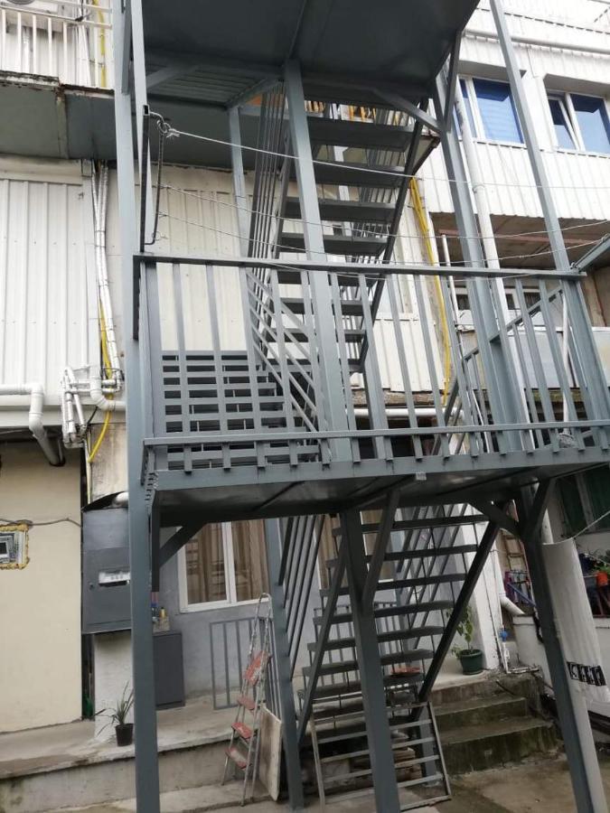Mary'S Apartment Batumi Exterior photo